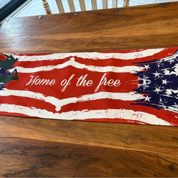 Patriotic Americana Table Runner Red White Blue Stars Stripes Independence - Picture 3 of 9